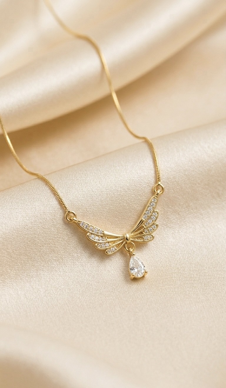 Handcrafted gold necklace